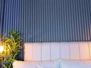 LinaGlam's Live Sex Cam Show