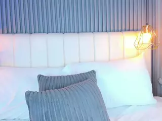 LinaGlam's Live Sex Cam Show