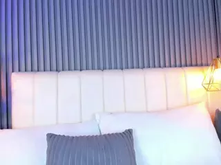 LinaGlam's Live Sex Cam Show