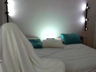 stacy-river live cam profile