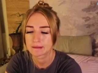 Stacy live cam preview