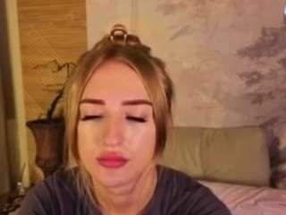 Stacy live cam preview