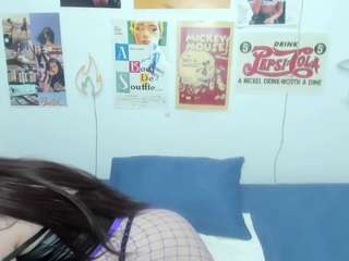  ari-rossee chat room