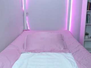 ari-rossee webcam