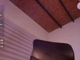 le modèle irantzu-hank est en webcam porno dans un show sur le site camsoda, il possède les tags suivants: ahegao,ass-clapping,black hair,blowjob,brown eyes,dildo-or-vibrator,lovense,no drinking,no smoking,normal,toys,big tits,hd