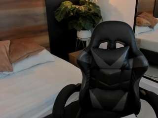 melody-flowers webcam