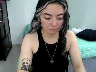  cameliasaenz chat room