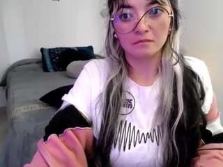 cameliasaenz camsoda
