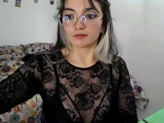  cameliasaenz chat room