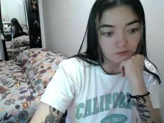  cameliasaenz chat room