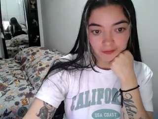  cameliasaenz chat room