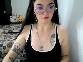 cameliasaenz Live Webcam on CamSoda