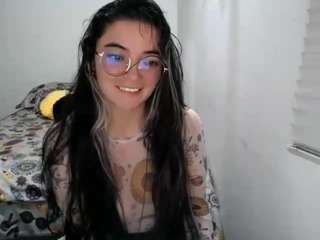 cameliasaenz Live Webcam on CamSoda