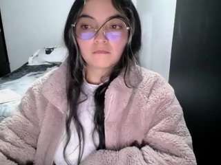 cameliasaenz Live Webcam on CamSoda