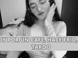 cameliasaenz's CamSoda show and profile