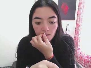 cameliasaenz Live Webcam on CamSoda