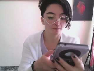 cameliasaenz