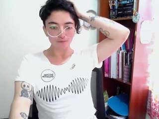 cameliasaenz
