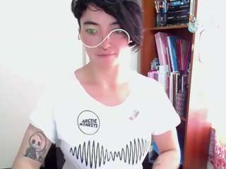 cameliasaenz
