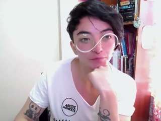 cameliasaenz