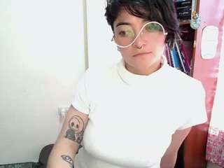 cameliasaenz