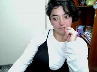 cameliasaenz live webcam show