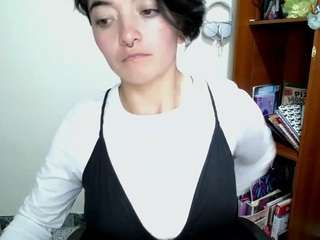 cameliasaenz live webcam show