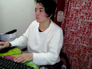 Camelia Saenz live webcam show