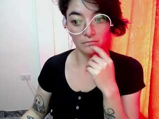cameliasaenz