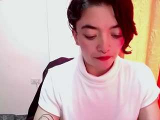 cameliasaenz's live room