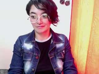 cameliasaenz