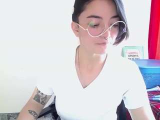 cameliasaenz