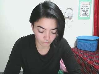 Camelia Saenz live cam preview