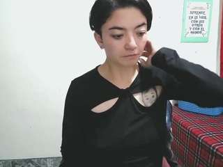Camelia Saenz live cam preview