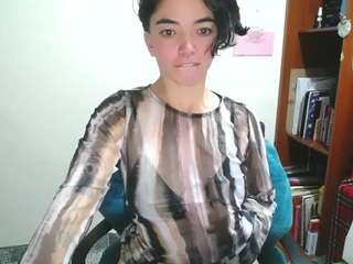 cameliasaenz