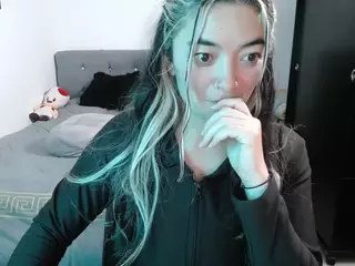 Camelia Saenz's Live Sex Cam Show