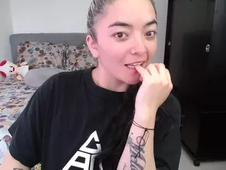 Camelia Saenz's Live Sex Cam Show