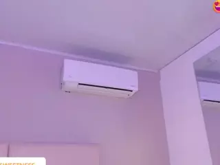 gloomy-sweetness's Live Sex Cam Show