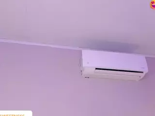 gloomy-sweetness's Live Sex Cam Show