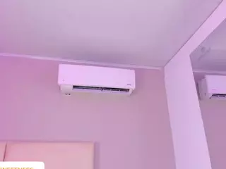 gloomy-sweetness's Live Sex Cam Show