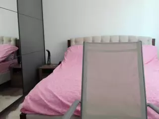 lorycougar's Live Sex Cam Show