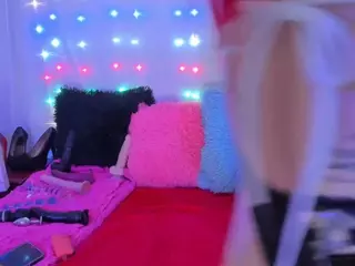 SamaraJune's Live Sex Cam Show