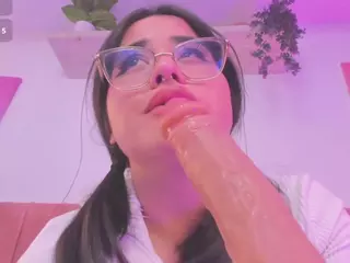 Mara-paradise's Live Sex Cam Show