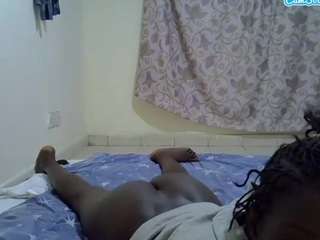 queen-sexxxy3's CamSoda show and profile