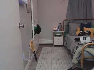 Twinkbottom95