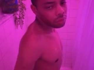 Twinkbottom95