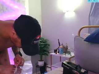 Twinkbottom95