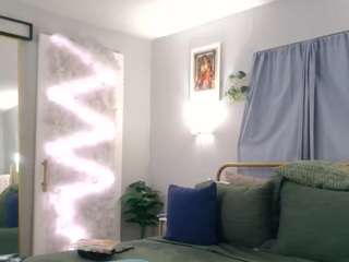 Twinkbottom95
