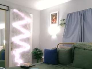 Twinkbottom95