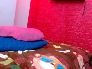  paolahotsweet18 chat room